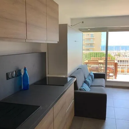 Apartamento L'effet Mer, Duplex Sur Le Port Avec Ses 2 Terrasses Vue Hyères