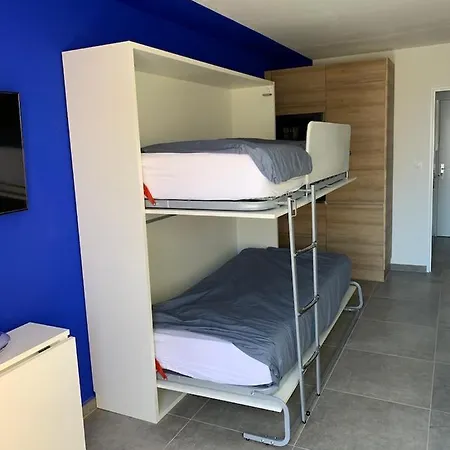 L'effet Mer, Duplex Sur Le Port Avec Ses 2 Terrasses Vue Hyères